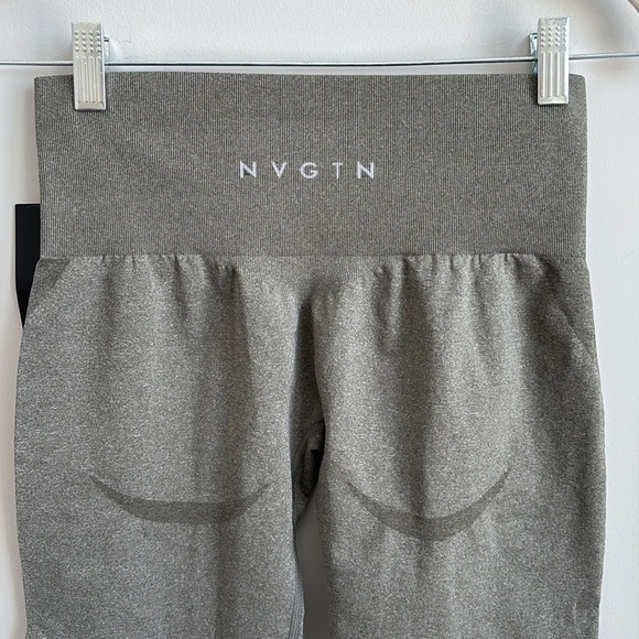 NVGTN Contour Seamless Leggings MEDIUM NWT - Picture 4 of 6